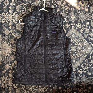 Patagonia Black Quilted Vest